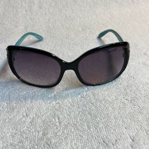 Foster Grant Sunglasses 🕶️